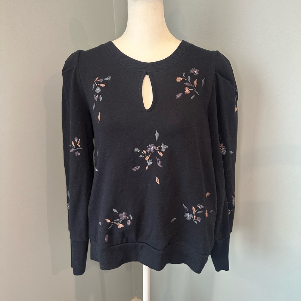 Wit & Wisdom Black Floral Embroidered Sweatshirt